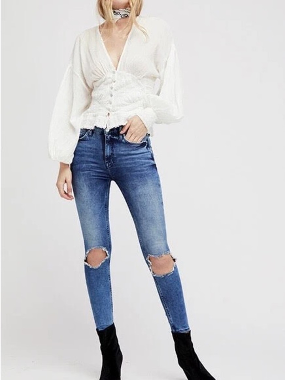 025 Free People Busted Knee Skinny Jeans in Blue Wash